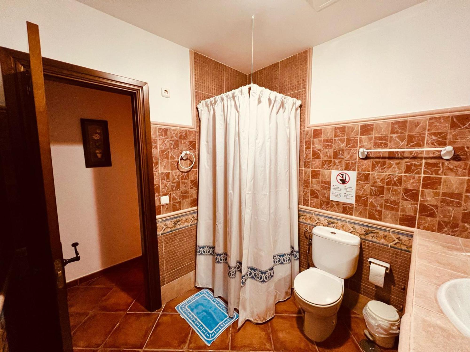 Вілла Sebastian'S House Коін Екстер'єр фото